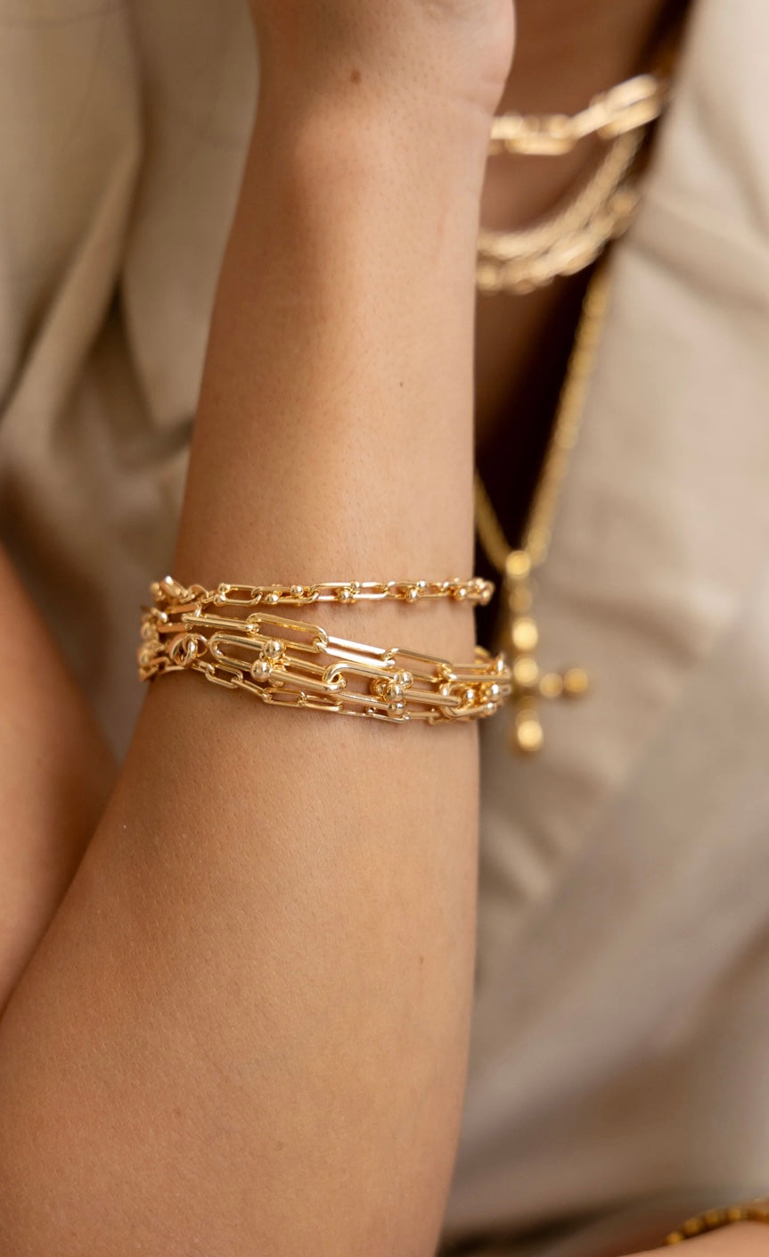 Sahira U Link Chain Bracelet