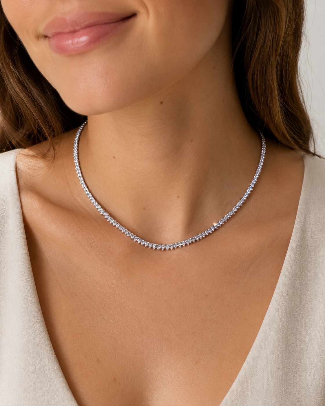 Silma Delicate 3 Prong Tennis Necklace
