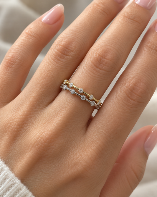 Gold 7 Diamond Band Ring