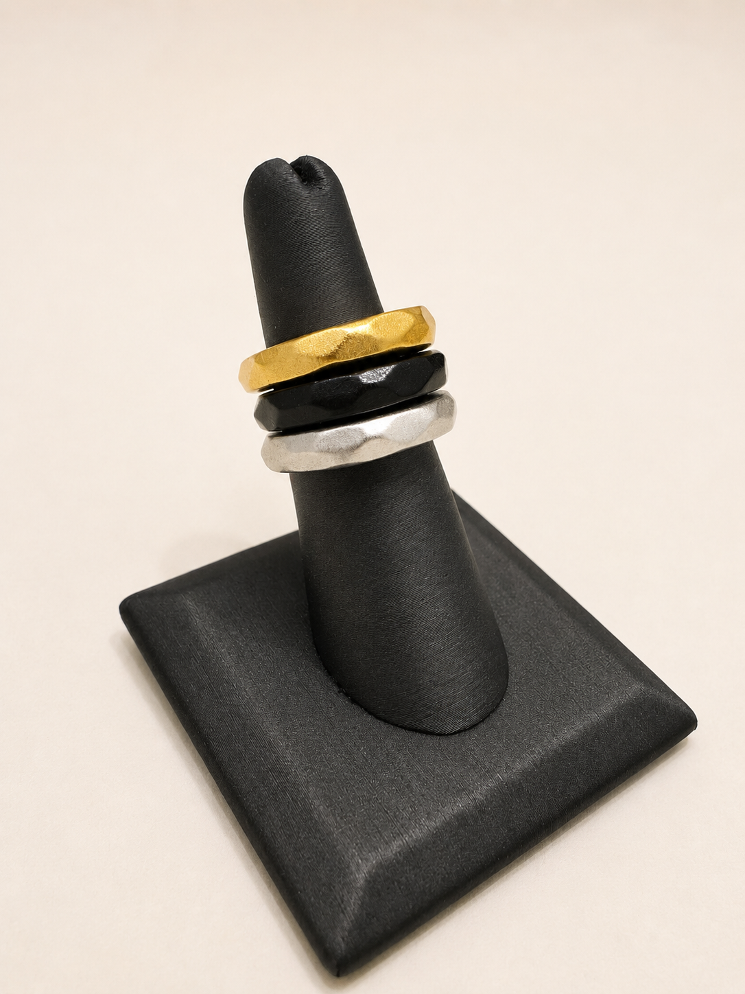 Gaby Ray Tom Ring