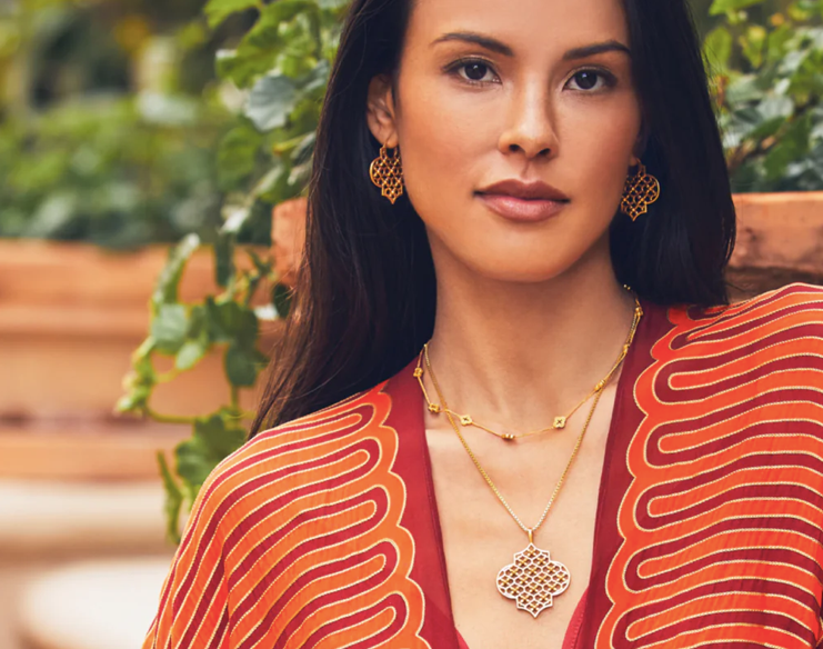 Julie Vos Helene Pendant Necklace