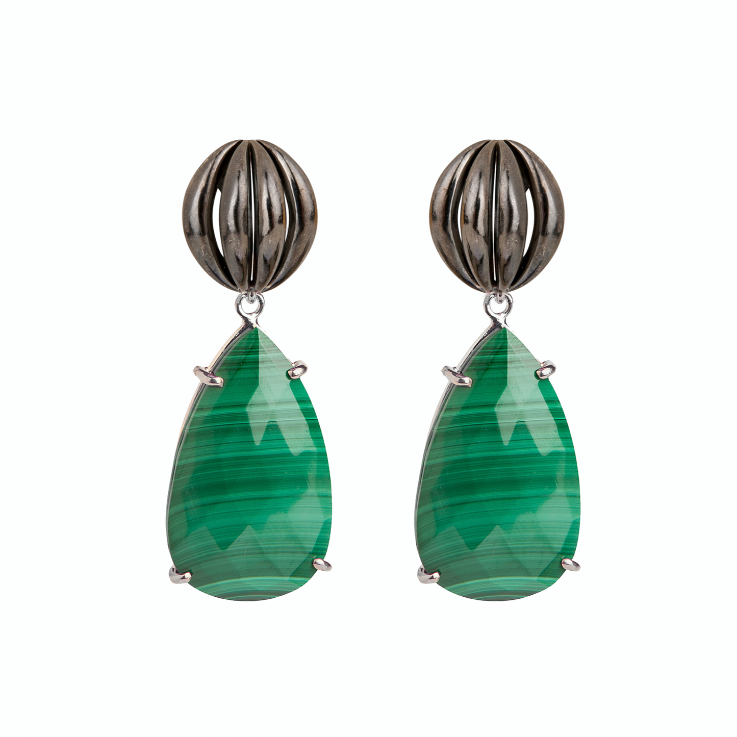 Bounkit Black Dahlia Earrings