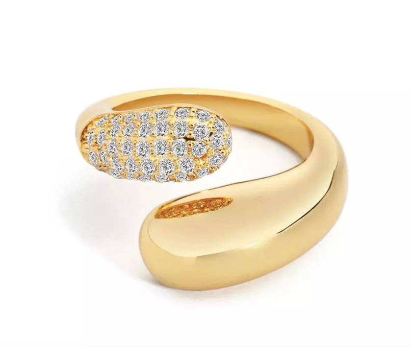 Sahira Chloe Ring